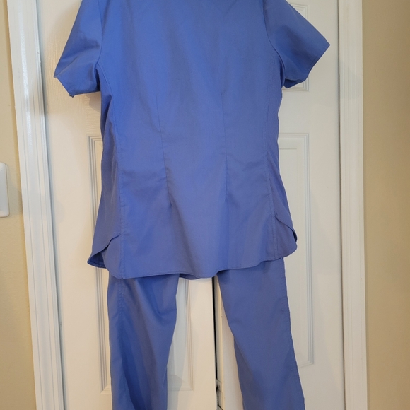 Med Couture scrub set top and bottoms - Picture 3 of 11